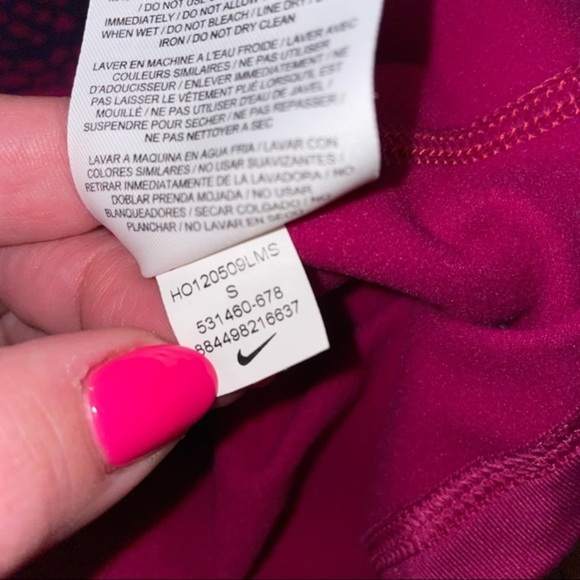 Nike pro fitted top - Picture 6 of 9